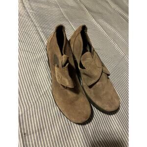 Easy Spirit Wedge Shoes Womens 6.5 Brown Suede Comfort Slip On Low Heel
